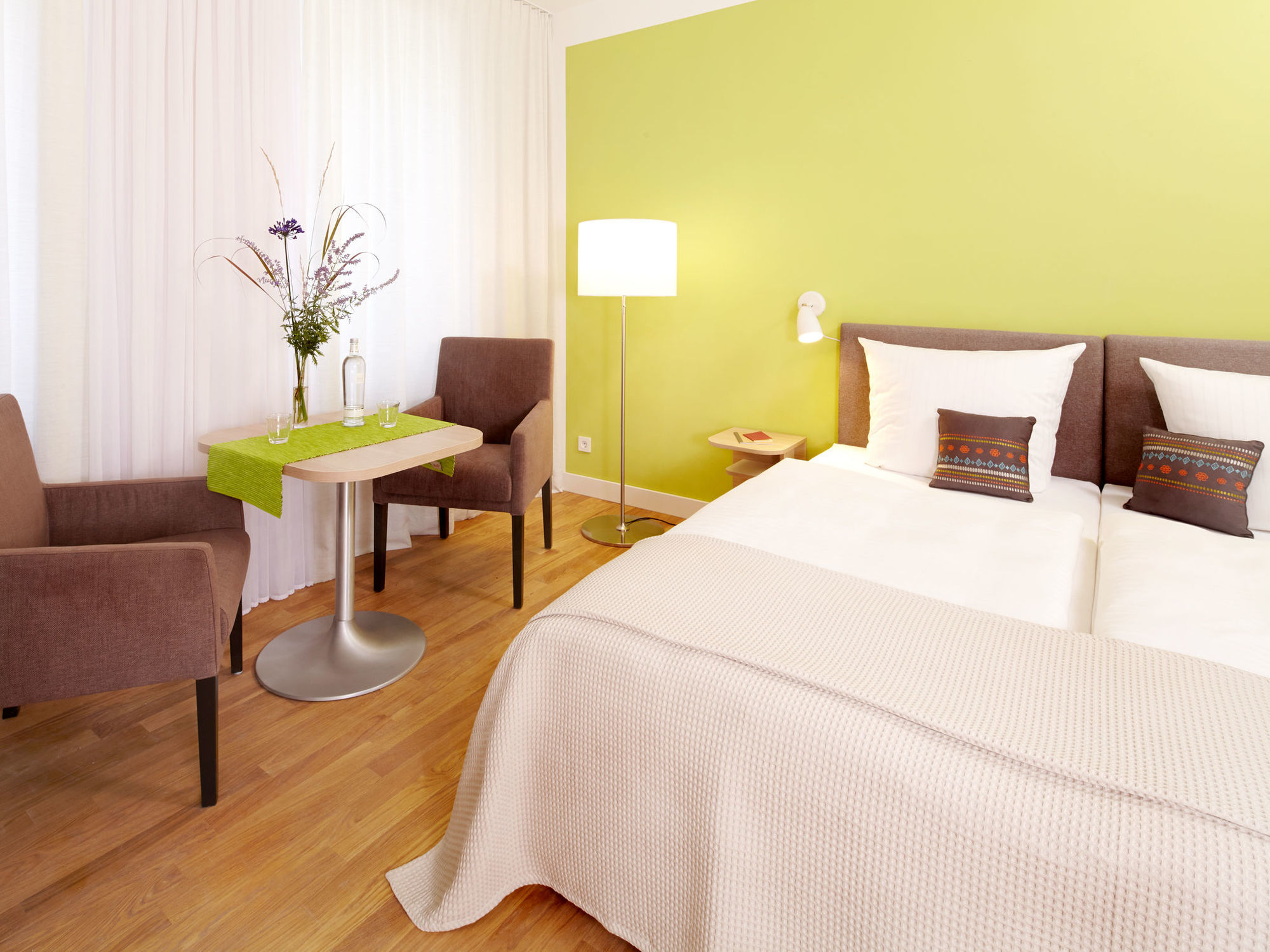 Flottwell Hotel&residenz Am Park 3*